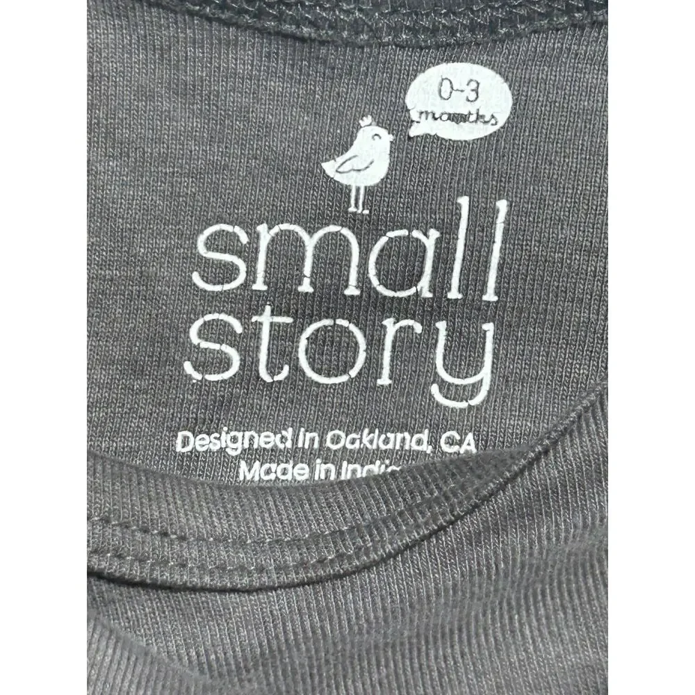 Small Story set of 4 bodysuits size 0-3 months Organic cotton